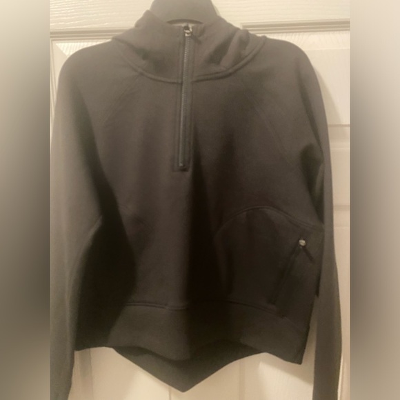 NWT - DSG Women’s M
Black Sport Fleece Quarter Zip Pullover - Picture 2 of 5